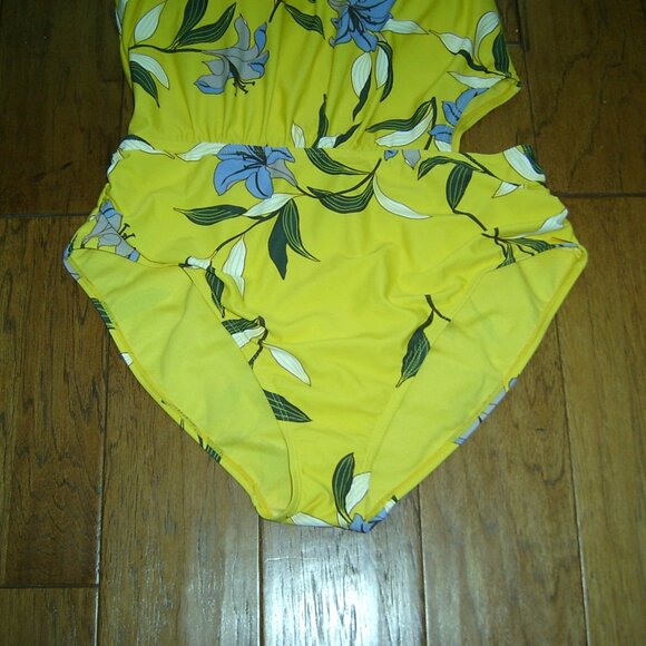 Jones New York Yellow Floral Print One Shoulder Cutout One Piece Swimsuit, XL - Picture 3 of 10